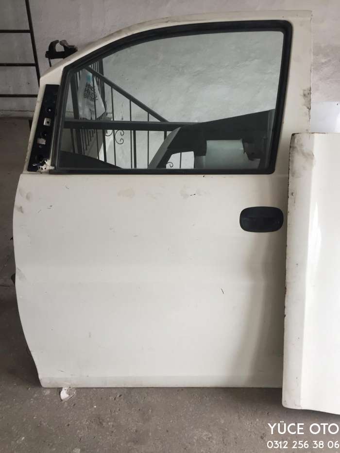 2005 Hyundai Starex Çıkma Sol Ön Kapı