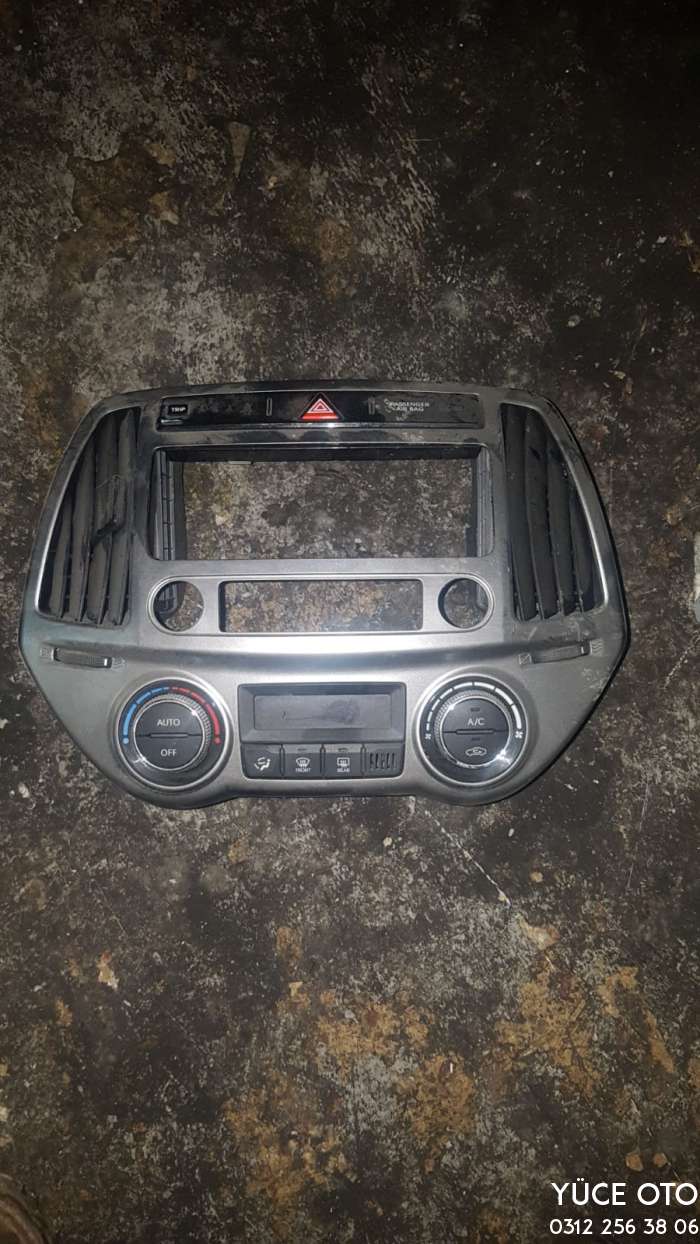 Hyundai İ20 2013 Çıkma Klima Paneli